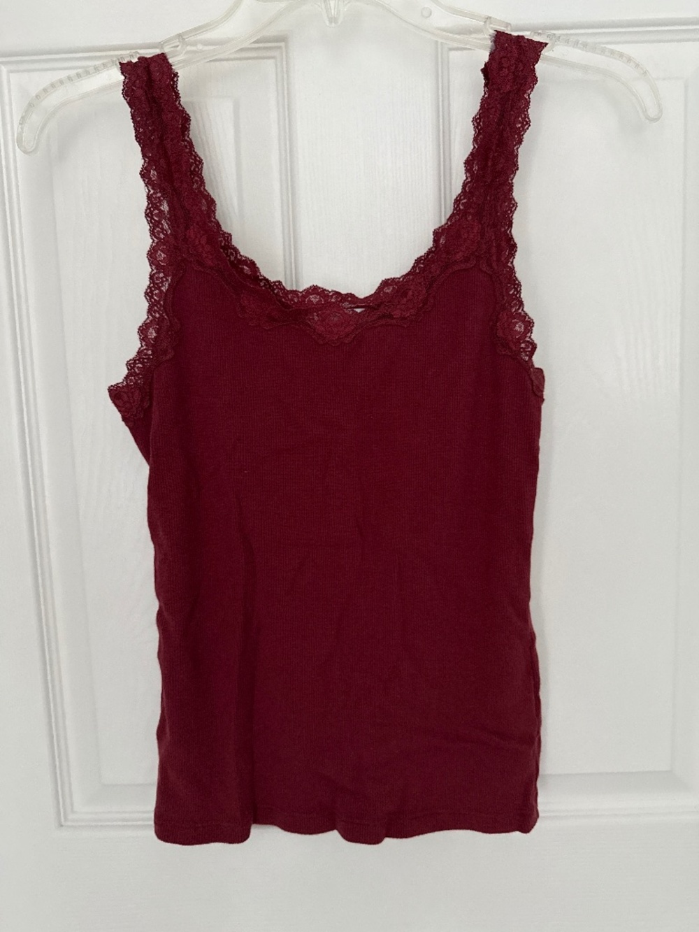 Leith Burgundy Lace Trim Tank S GUC